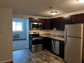 Building Photo - 85 Broad Street Apartment