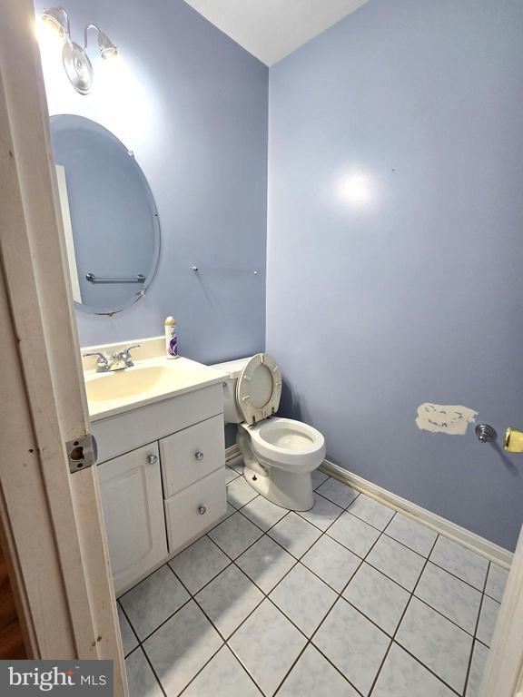 Building Photo - 55 Beaver Pond Cir