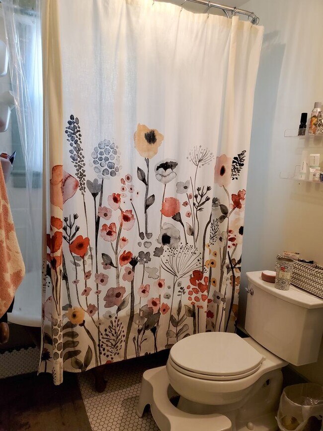 Building Photo - Laurel220 (KC-JF)