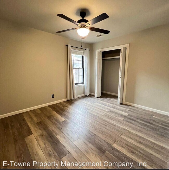 Building Photo - 4 br, 2 bath House - 514 Deer Run