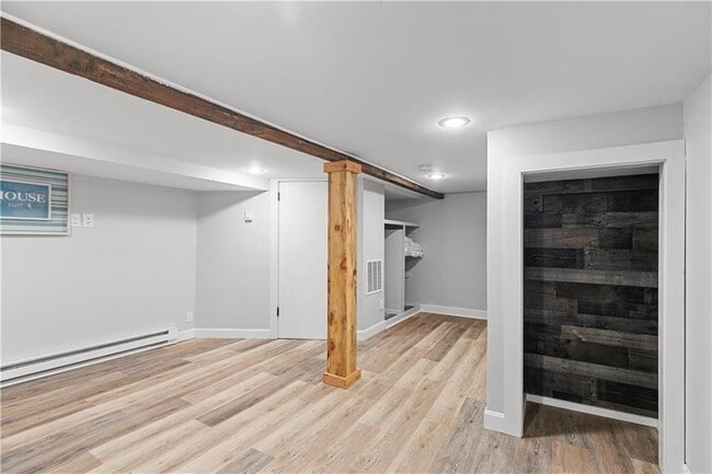 Building Photo - 46 Cottage Ave
