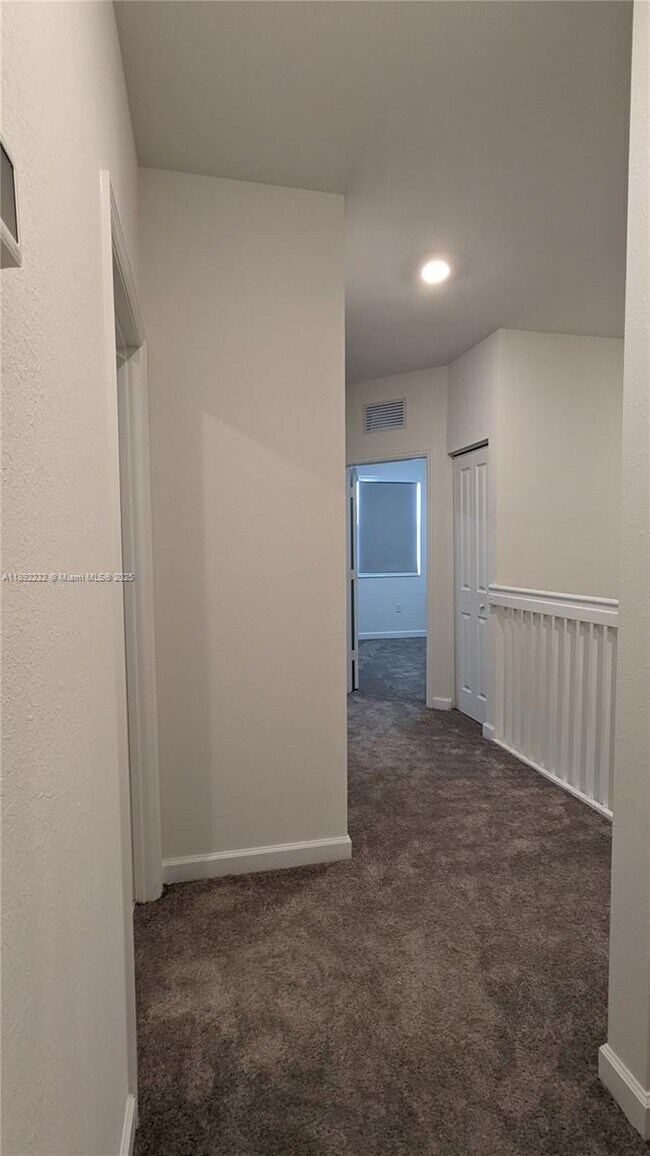 Building Photo - 11810 SW 245 Ter