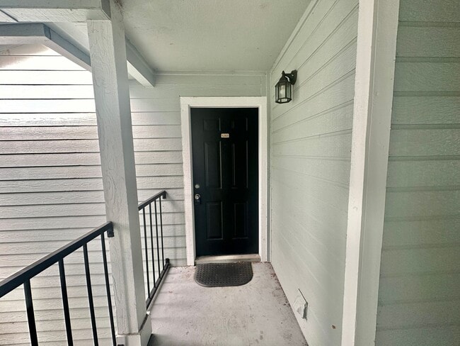 Building Photo - Orlando - 1 Bedroom, 1 Bathroom - $1,195.00