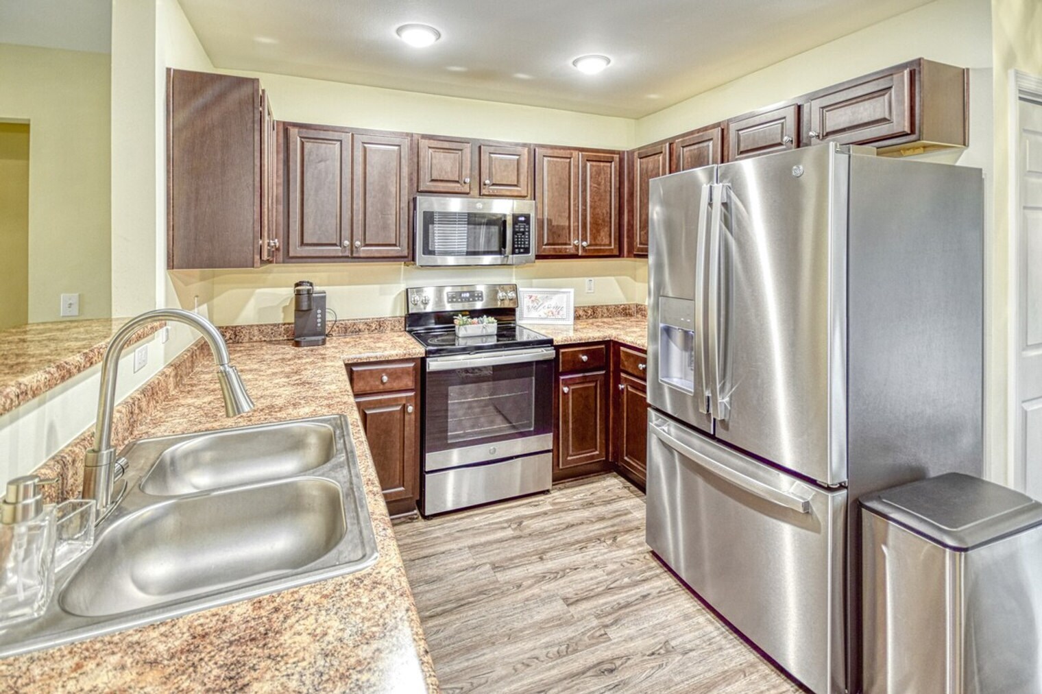 Building Photo - 4573 Rivers Landing Dr