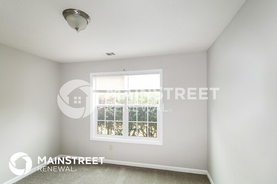 Building Photo - 7051 Mahonia Pl