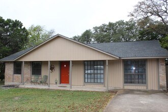 Building Photo - 3 BEDROOM, 2 BATH, BELTON ISD