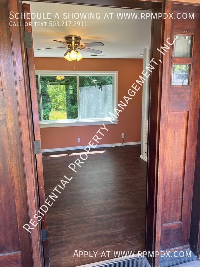 Building Photo - 4512 SW Fairvale Ct