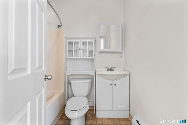 Building Photo - 83 Prospect St