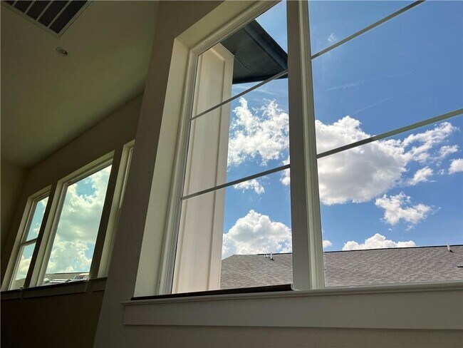 Building Photo - 12001 Vista Parke Dr