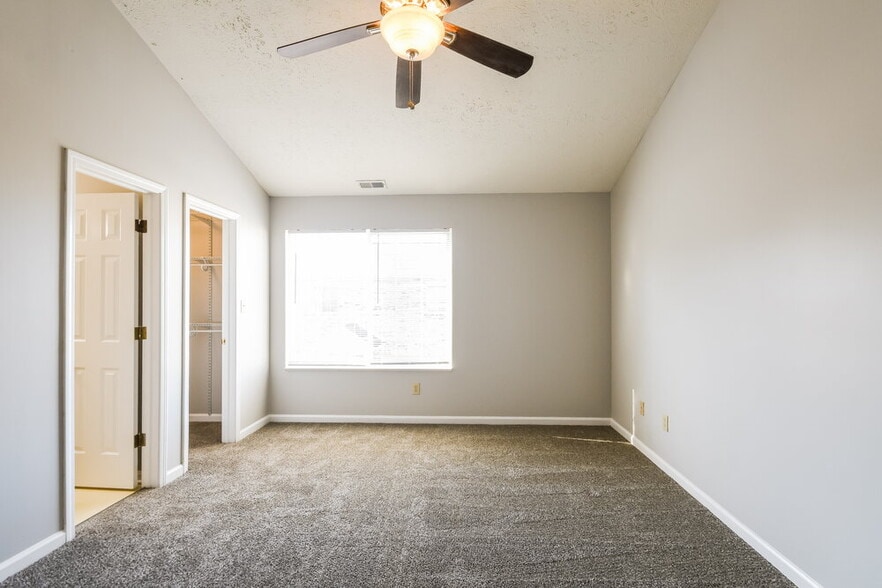 Building Photo - 9875 Worthington Blvd