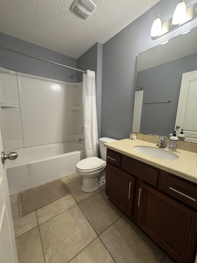 Building Photo - 4 Bedroom Home in Sandler Chase – Jacksonv...