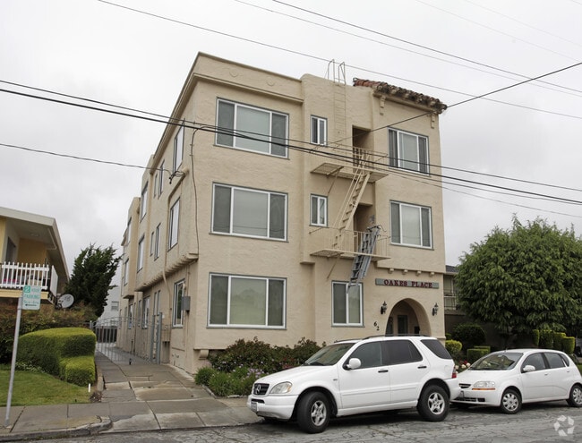 Primary Photo - Oakes Place