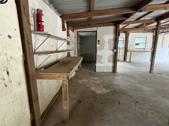 Building Photo - 9084 Peggy Dr