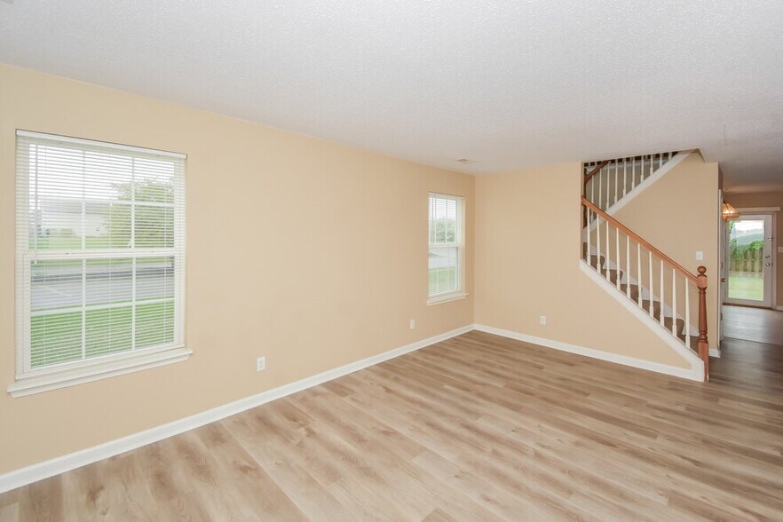 Building Photo - 11409 Water Birch Dr