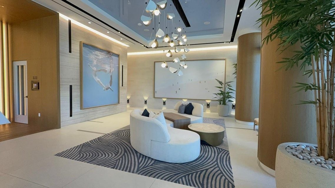 Building Photo - 151 N Seabreeze Blvd