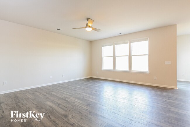 Building Photo - 628 Okame Ct