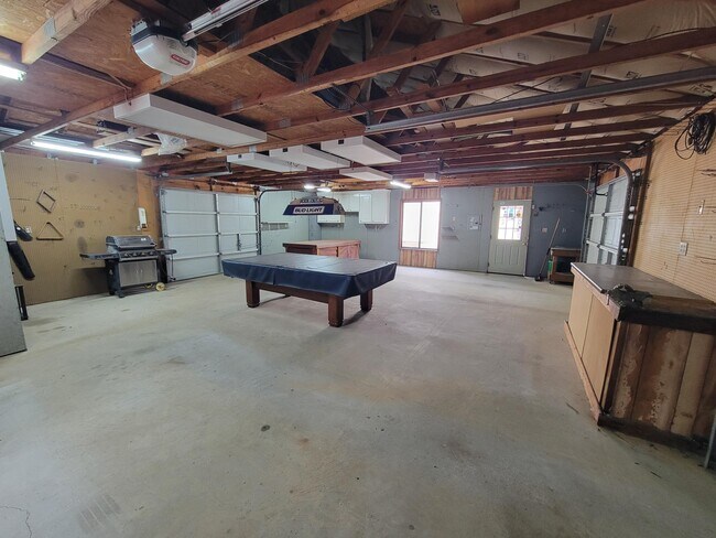 Building Photo - 4707 Nichols Creek Rd