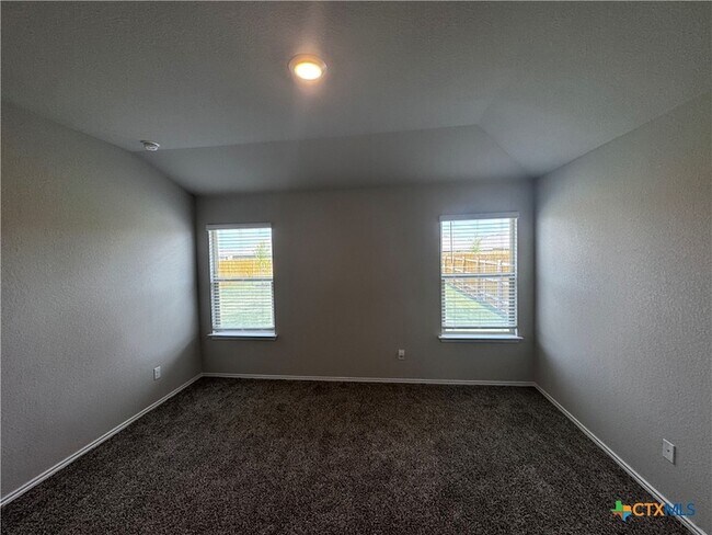 Building Photo - 1010 Prairie Clover Rd