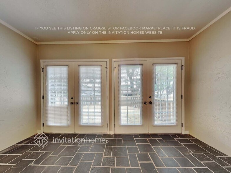 Building Photo - 553 Rapid Falls Dr