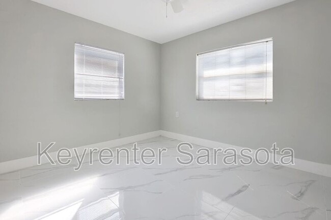 Building Photo - 130 Virginia Ct