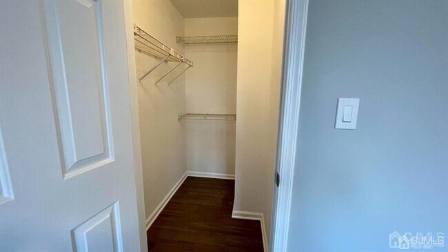 Building Photo - 263 Crosspointe Dr