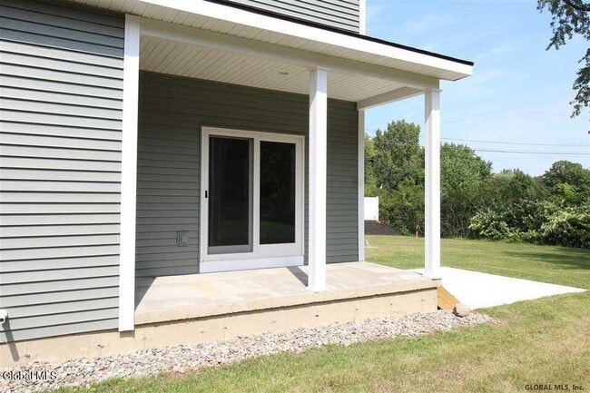 Building Photo - 476 Moe Rd
