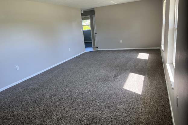 Building Photo - 2170 Emerald Ct