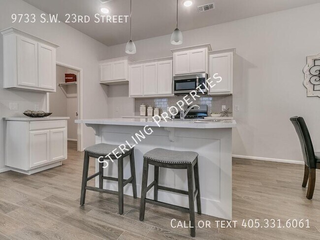 Building Photo - 9733 SW 23rd St