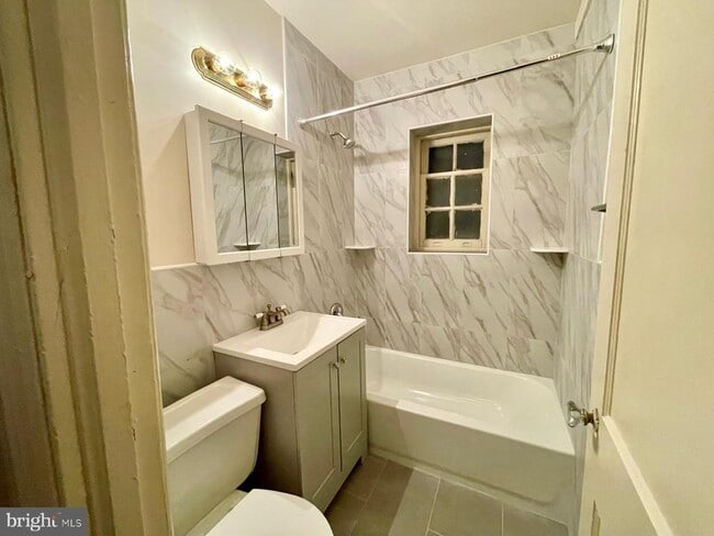 Building Photo - 126 Argyle Rd