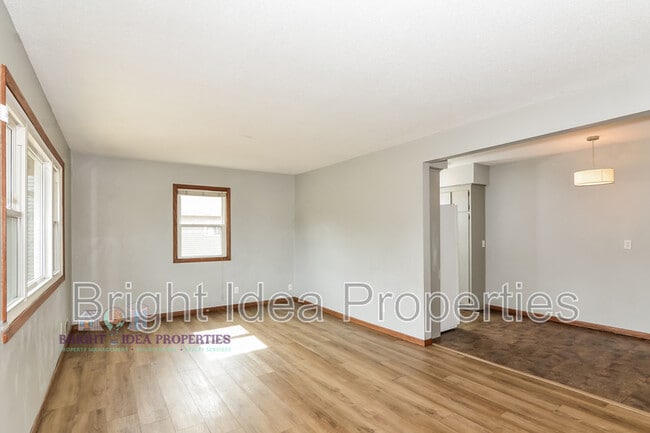 Building Photo - Pleasant Avenue - 9602