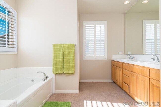 Building Photo - 1117 Mt Dana Dr