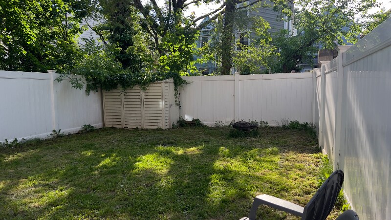 Building Photo - 499 S 18th St