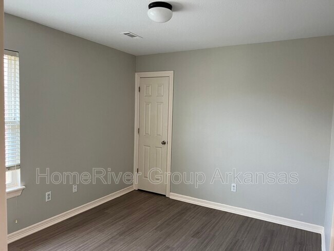 Building Photo - 4986 Stepney Ct