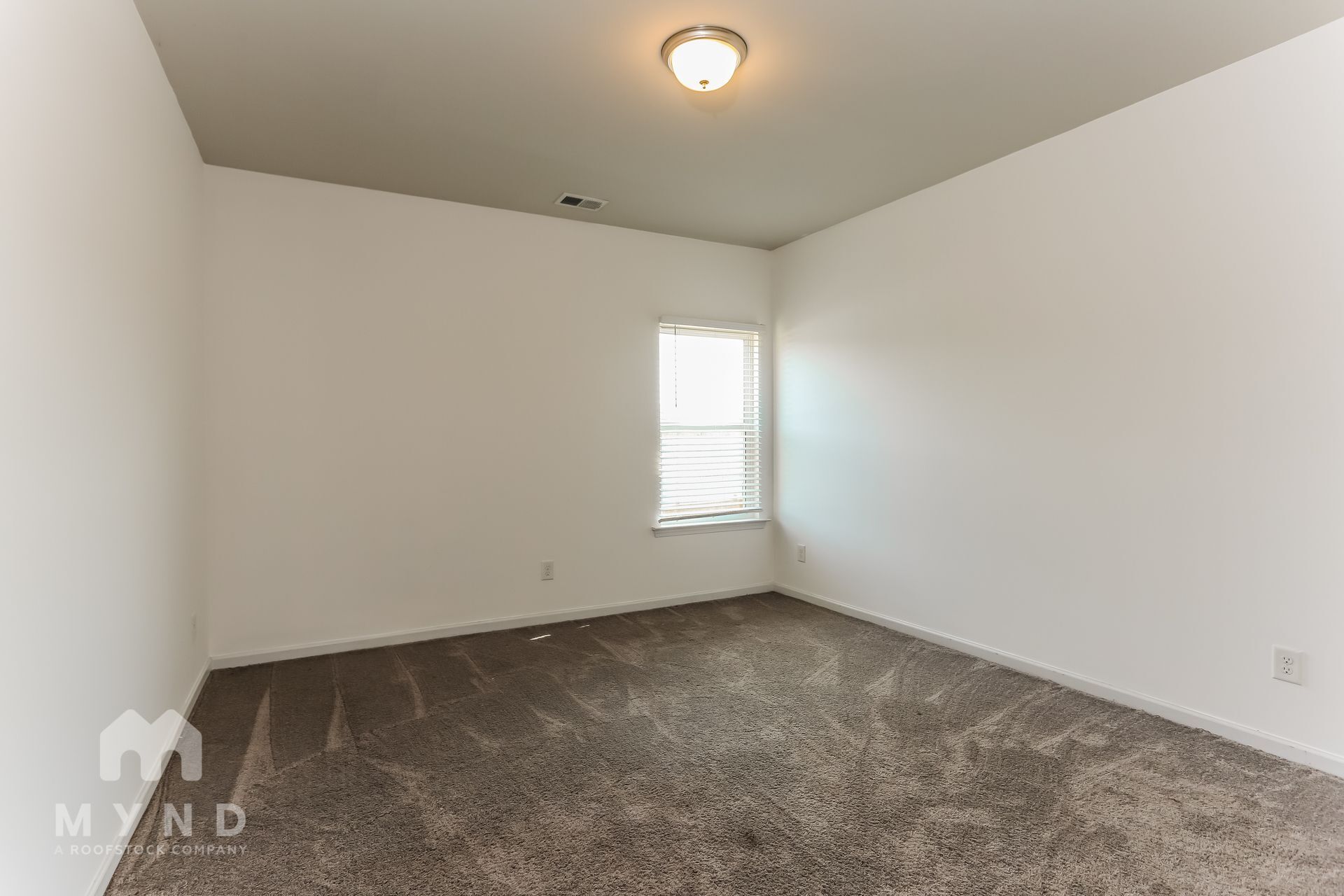 Building Photo - 1582 Ribbon Mill Ln