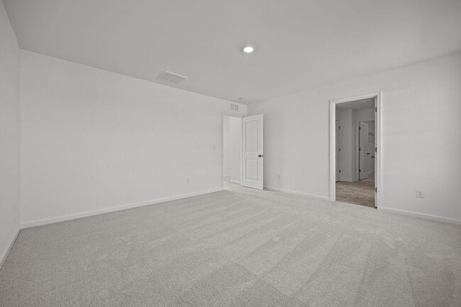 Building Photo - 50% OFF FIRST MONTH RENT!! Charming 4BD/2.5BA Located In Angier NC!!!