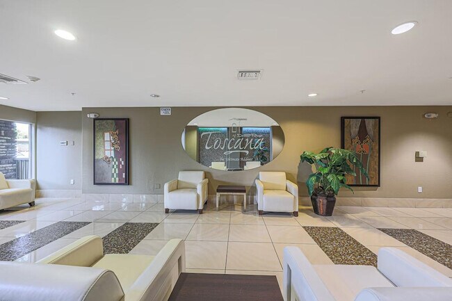 Building Photo - 5450 E Deer Valley Dr