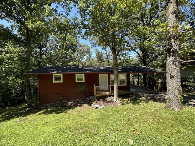 Primary Photo - 35 Gore Ln