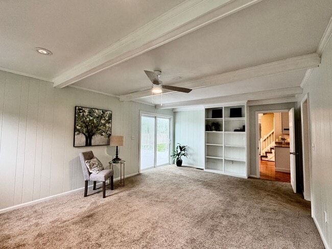 Building Photo - Ready NOW! A Spacious Home in Beautiful Pi...