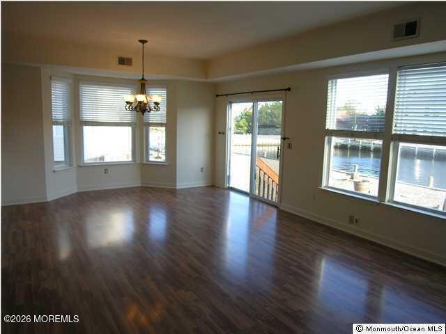 Building Photo - 29 Blue Heron Ln