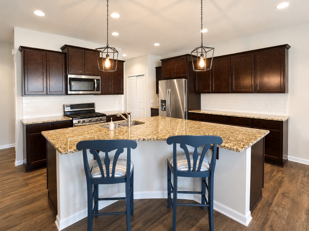 Building Photo - 721 Wildflower Ln