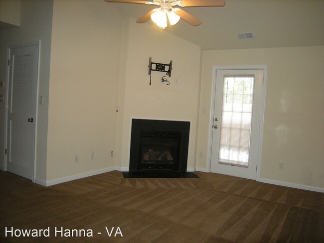 Building Photo - 3 br, 2 bath House - 431 Old Colonial Way ...