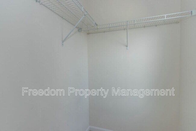 Building Photo - 4100 Presidential Hill Loop
