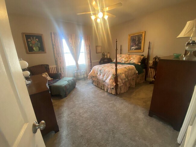 Building Photo - Embrace your future today and take the first step towards your dream living space!