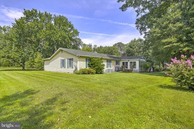 Building Photo - 4949 Idlewilde Rd