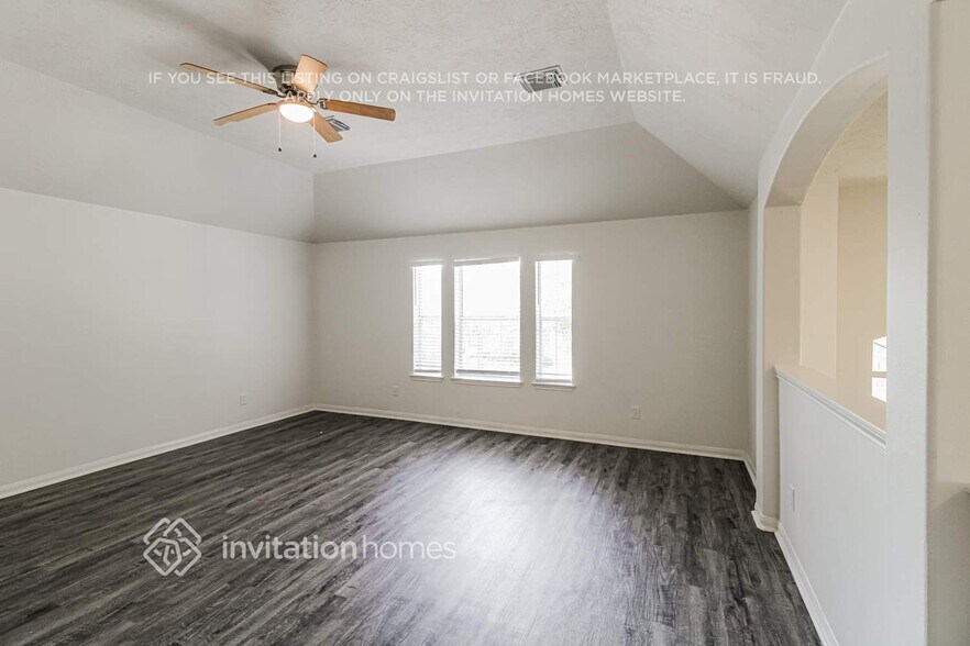 Building Photo - 60 Atascadero Dr