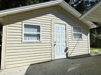 Building Photo - 459 W 59th St