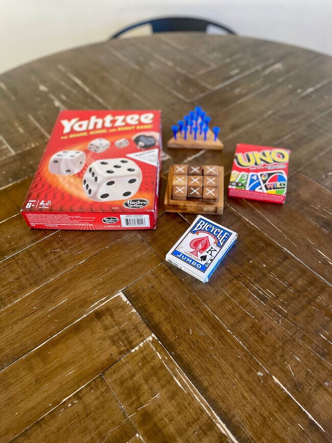 Building Photo - 213 S West St