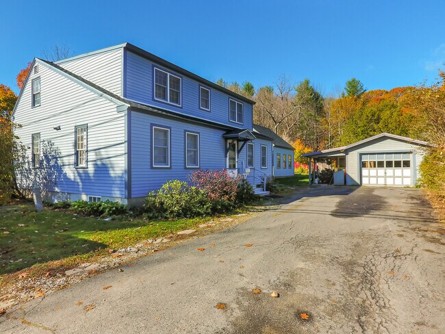 Building Photo - 7 Warren St