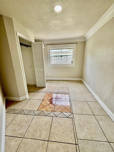 Building Photo - 59 Areca Dr