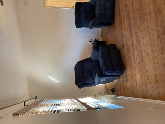 Building Photo - 5344 Elwood Rd